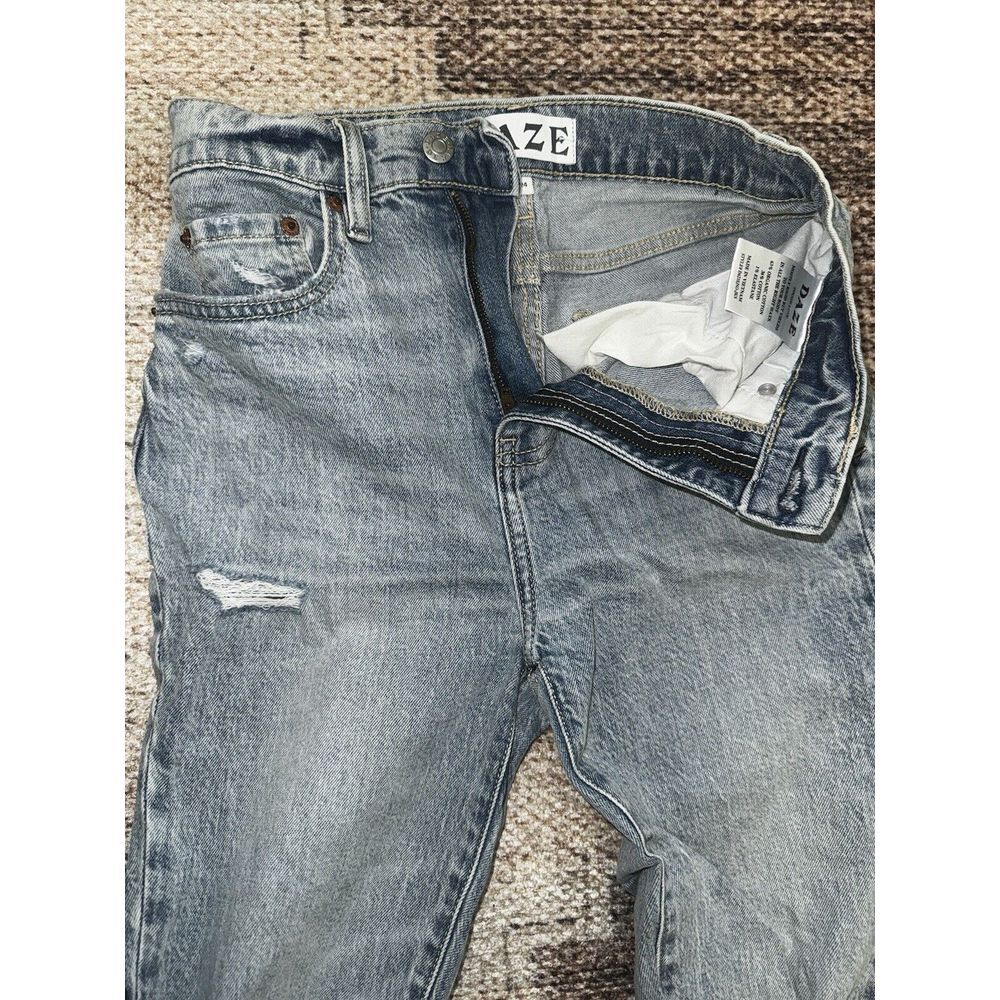 Daze Womens Go Getter High Rise Flare Jeans 24 Blue Light Wash Distressed - Picture 6 of 9